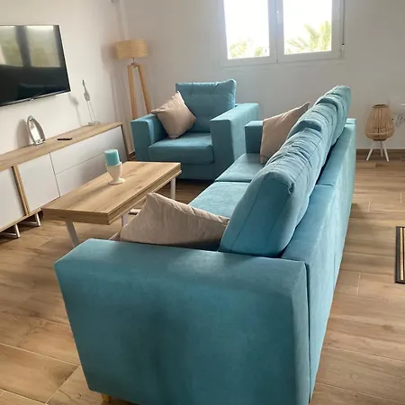 Spectacular 3-bedroom Apartment *
