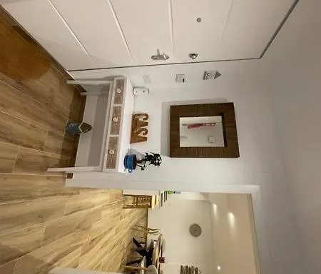 Apartment Spectacular 3-bedroom *